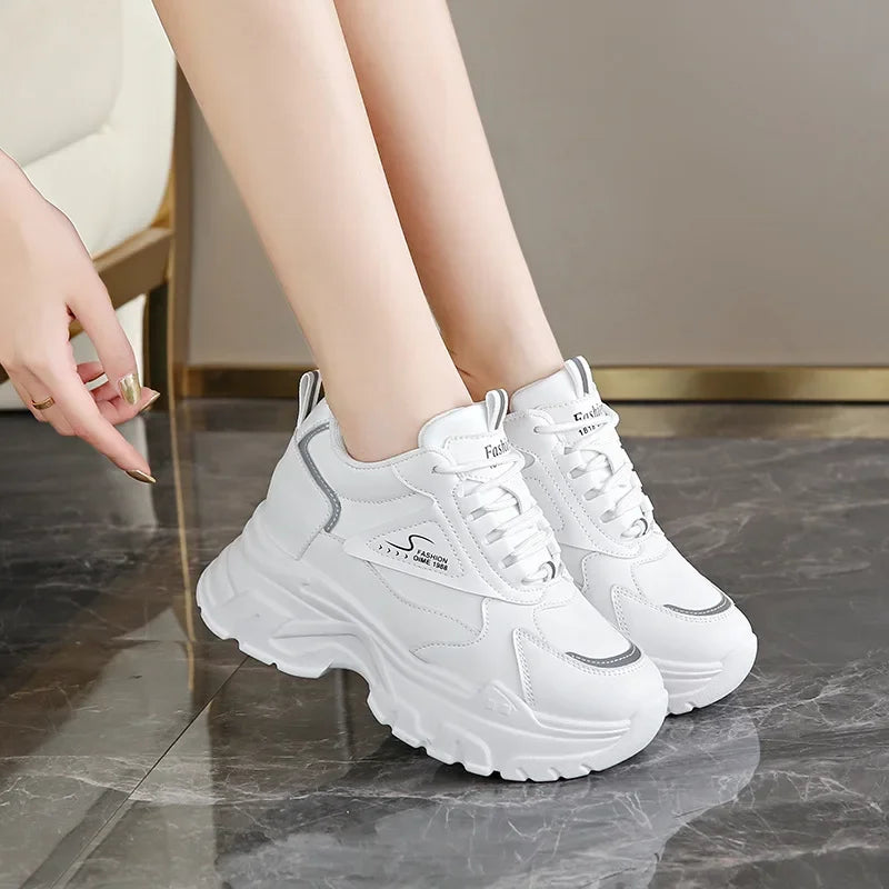 2025 Autumn Casual Comfortable Sports Shoes Inner Heeled Shoes Thick Bottom Anti-Slip Fashionable Versatile Men's Shoes