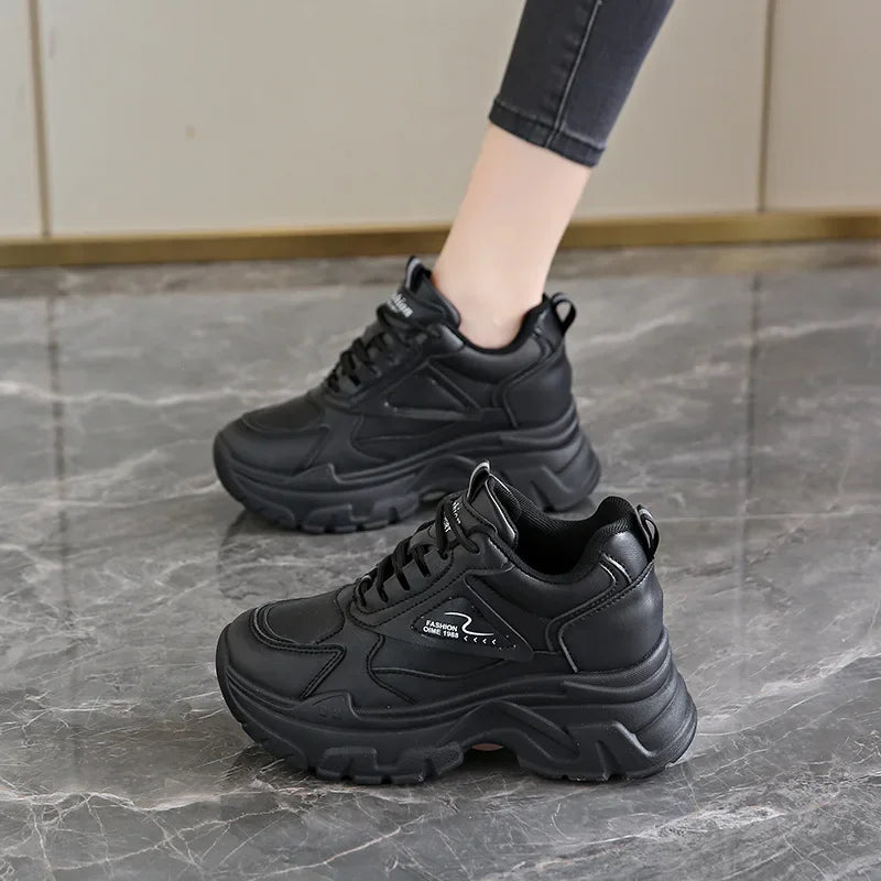 2025 Autumn Casual Comfortable Sports Shoes Inner Heeled Shoes Thick Bottom Anti-Slip Fashionable Versatile Men's Shoes