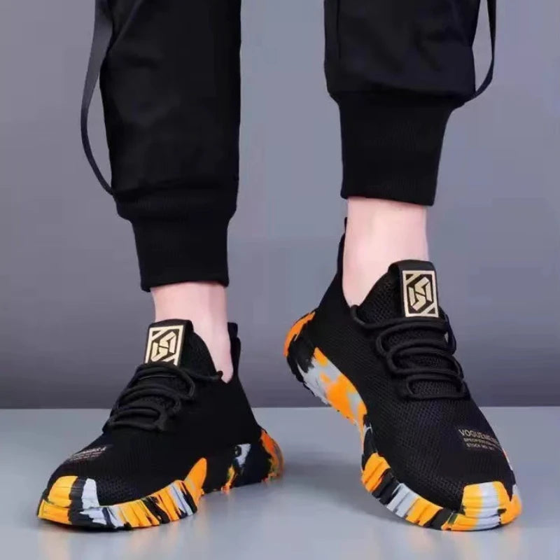 New Men's Casual Sports Shoes Mesh Breathable Surface Light Fashion Running Shoes Shock Absorption and Non-slip Travel Shoes