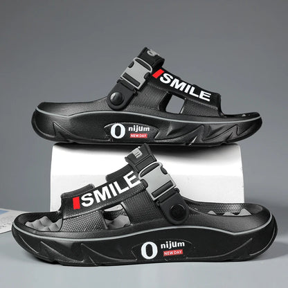 2025 New Men's Massage Slippers Indoor Outdoor Sandals Beach Comfortable Soft Slides Clogs Casual Shoes Men Women Home Slippers