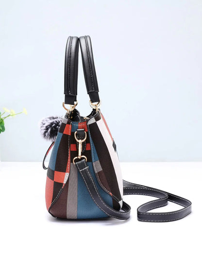 New luxury handbag for women with random grid design, fashionable shoulder bag, women's handbag
