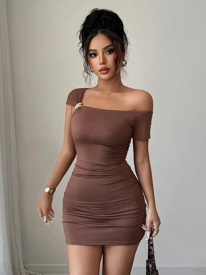 Women's Elegant Sexy Asymmetric Neck Metal Buckle Pleated Mini Dress Suitable for Vacation Date Commuting