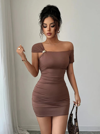 Women's Elegant Sexy Asymmetric Neck Metal Buckle Pleated Mini Dress Suitable for Vacation Date Commuting